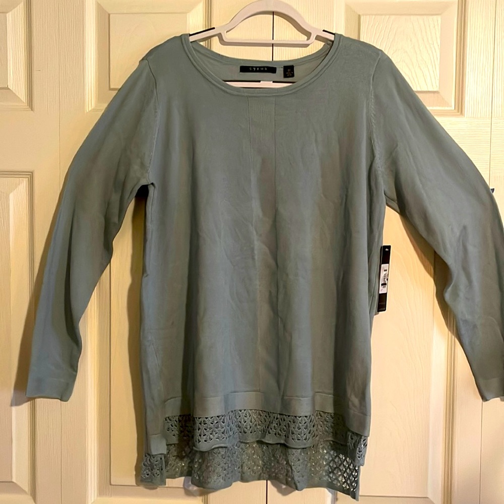 Cyrus 1X lightweight sweater